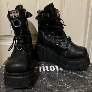 Demonia SHAKER-60 Size 12